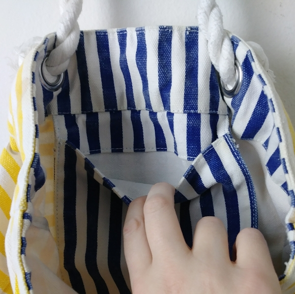 Beachy Keen Striped Nautical Tote - Picture 2 of 7